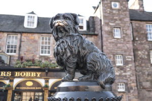 Greyfriars Bobby Statue Edinburgh_