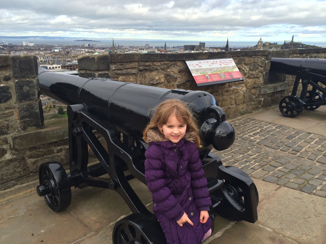 Young girl at Edinburgh Castle Guns