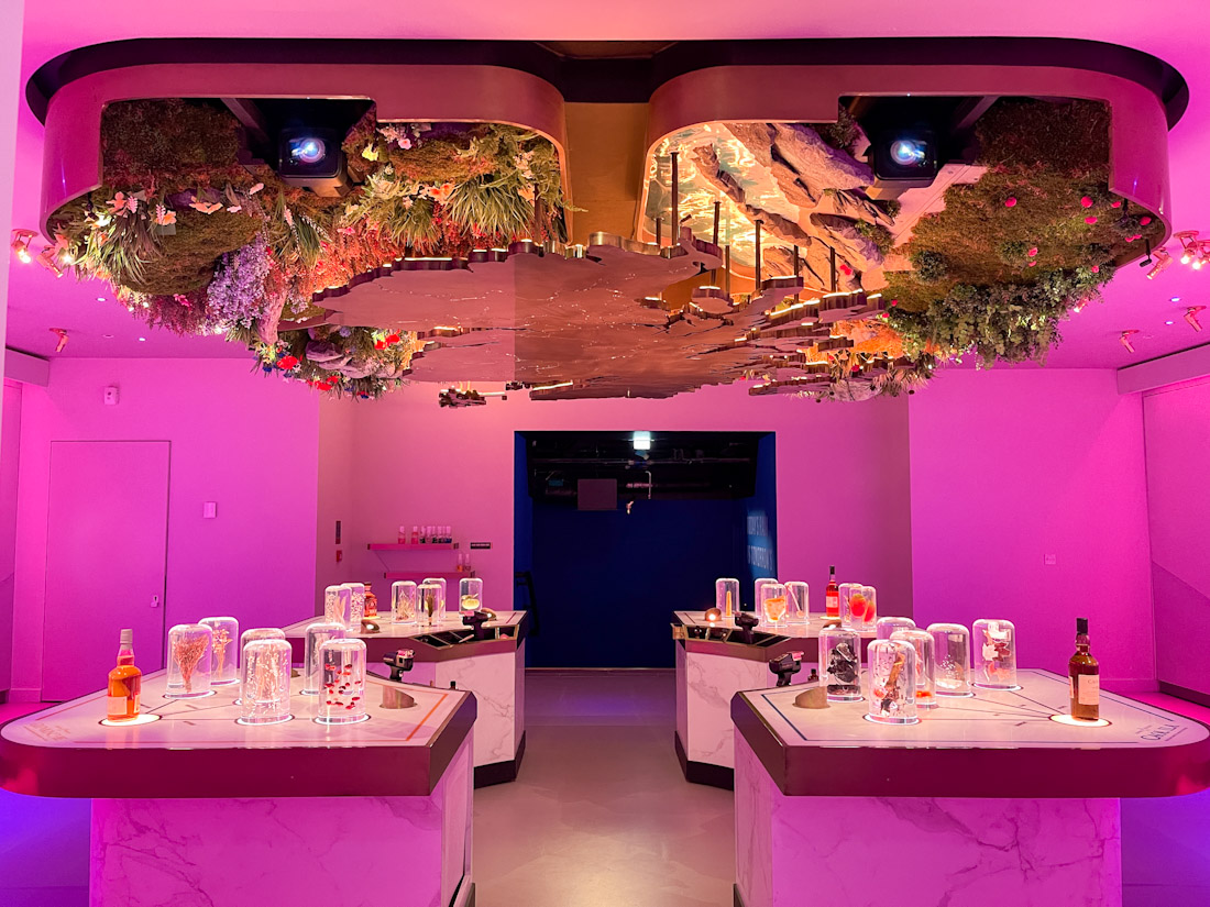 Pink room of the Johnnie Walker Experience tour 