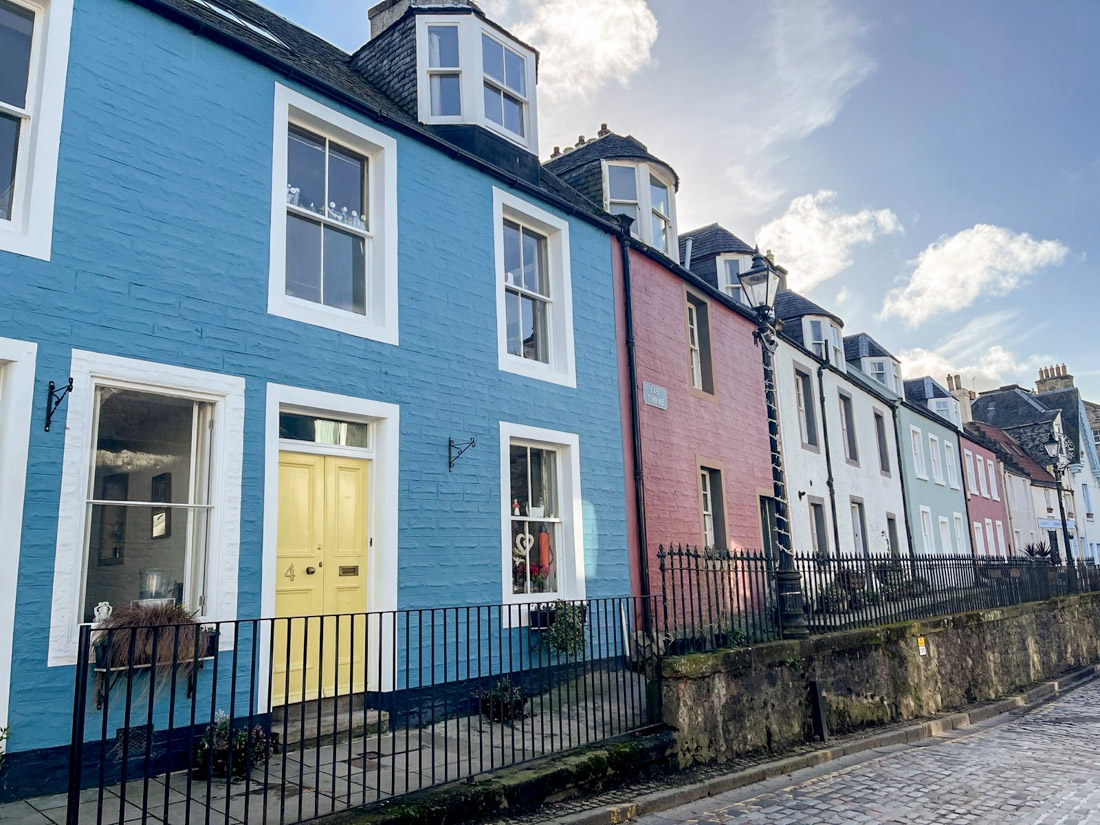 Colourful buildings on South Queensferry high street