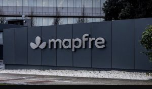 Los españoles siguen ahorrando pese al golpe al bolsillo: 265 euros al mes de media